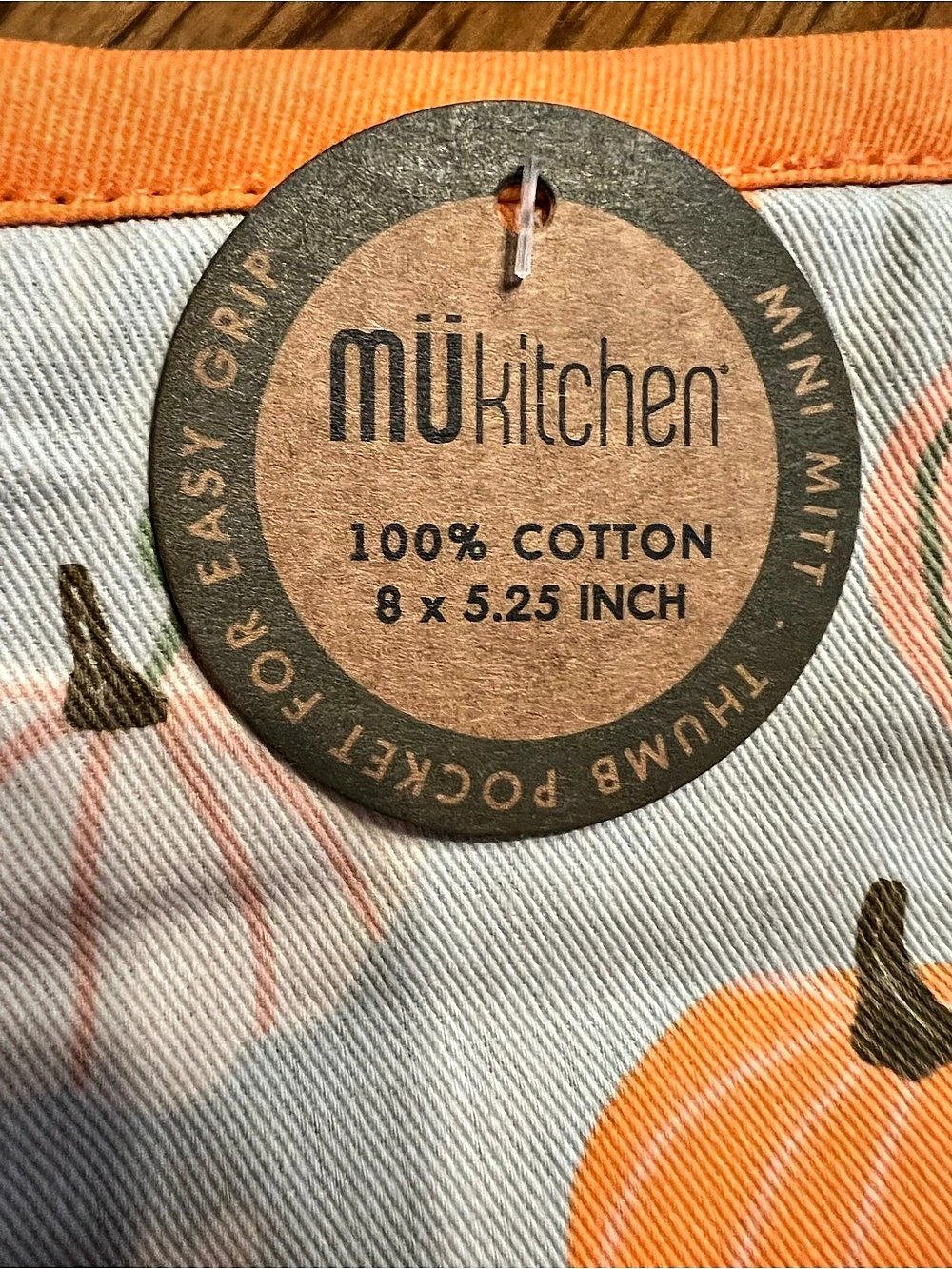 MüKitchen Silicone Mini Mitt Pumpkin Set of 2 Mini Oven Mitts NWT - Picture 4 of 5